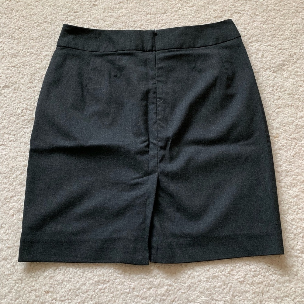 Banana republic charcoal grey skirt size 0 - Picture 3 of 7